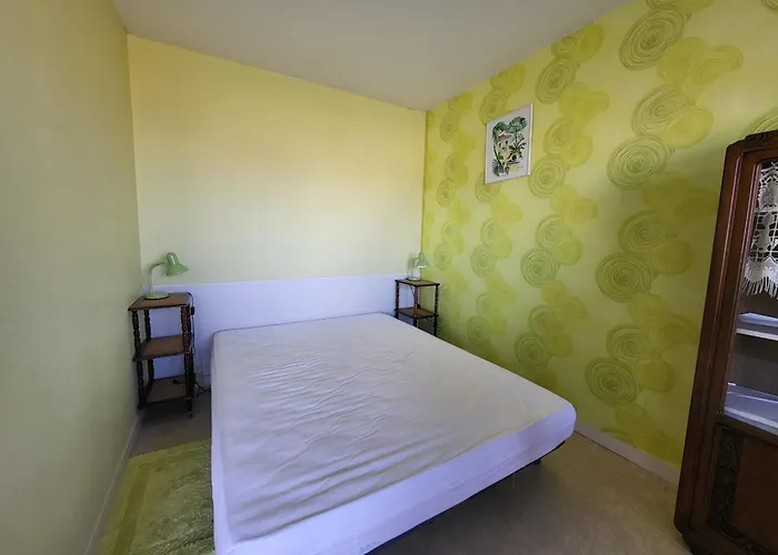 à - 4 Pers, 2 Terrasses Et Vue - Fr-1-364-173